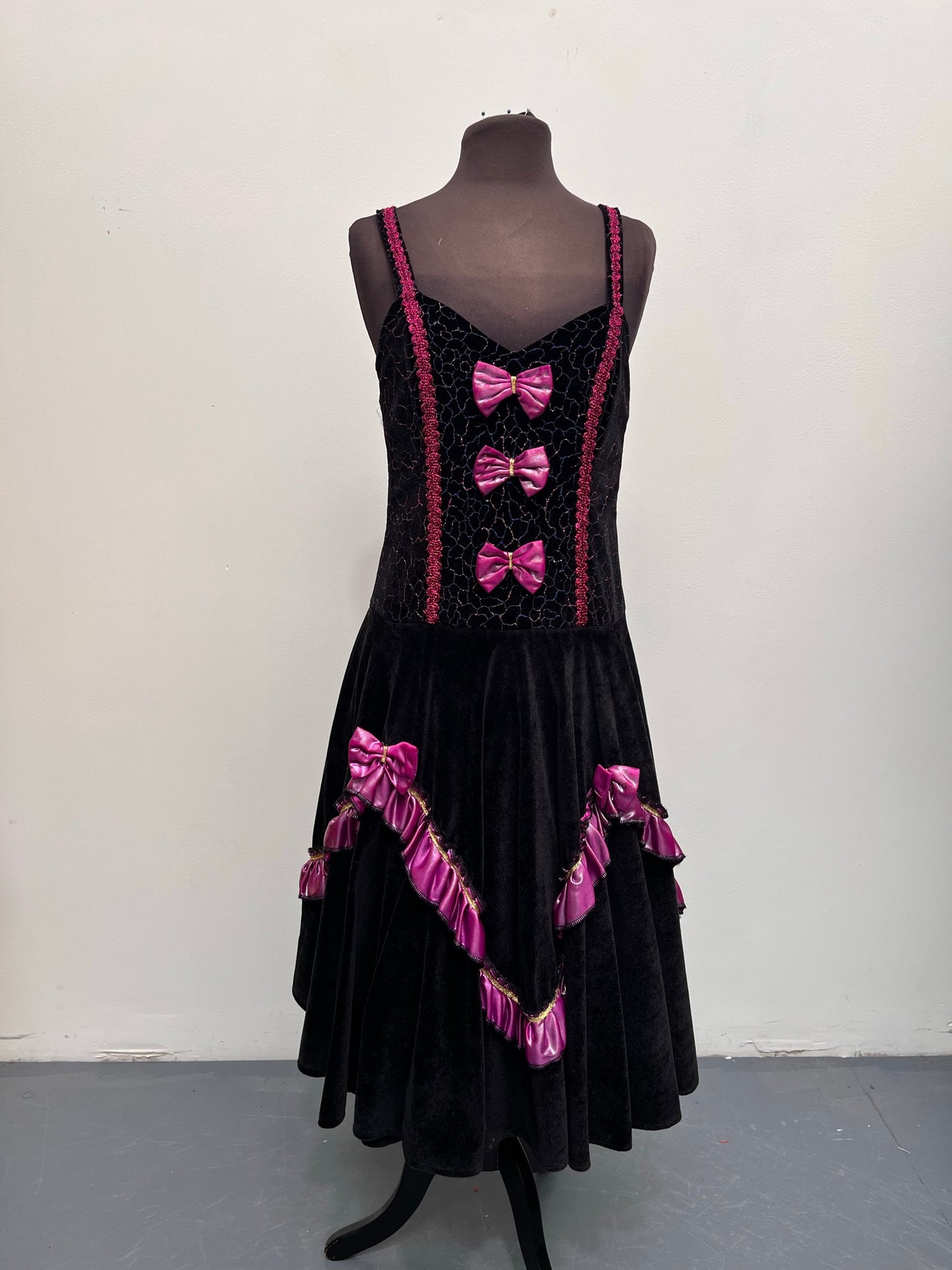 Moulin Rouge Black Pink Show Girl Saloon Girl Dress Size Small