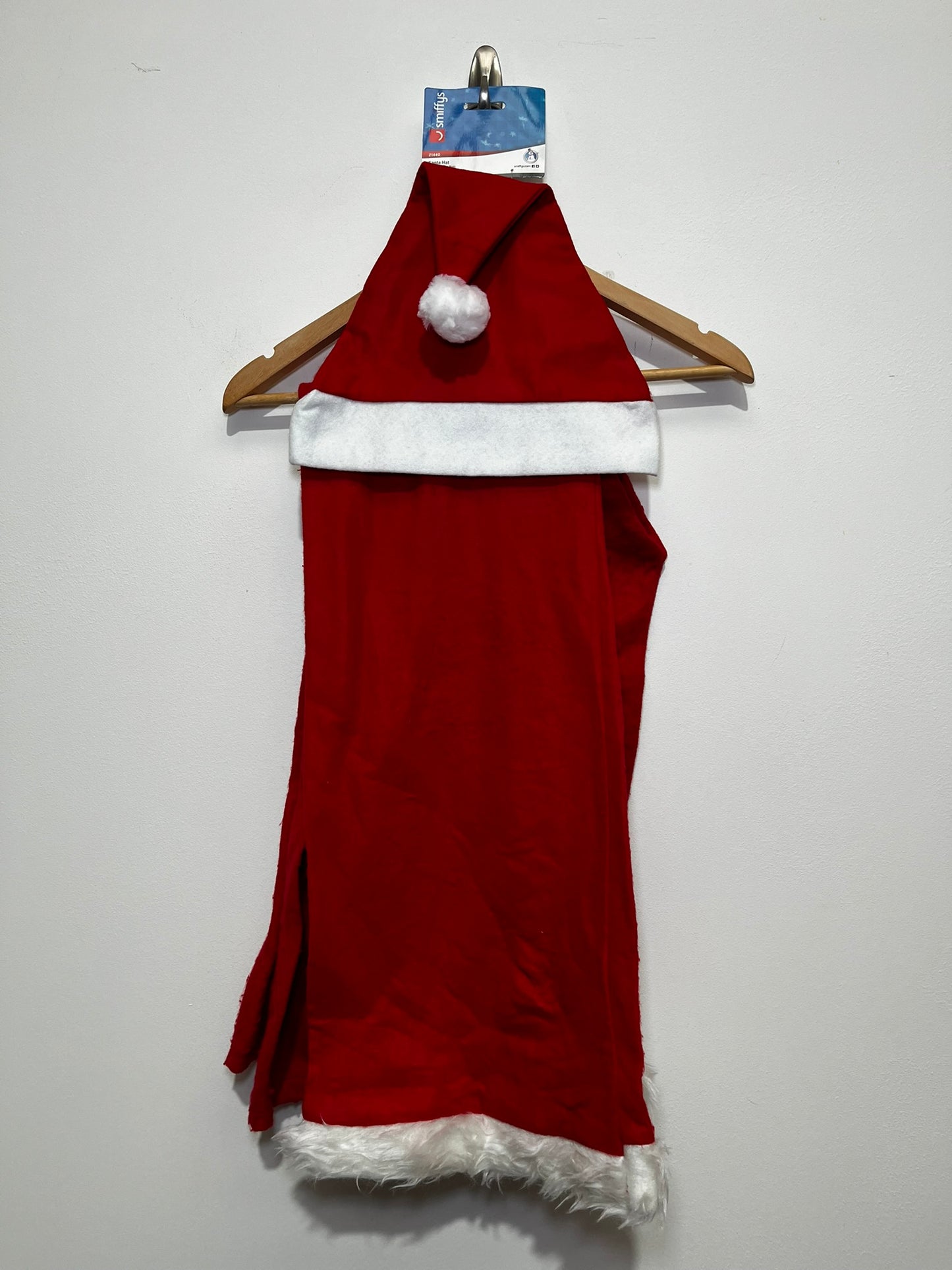 Budget Red Felt Santa Suit Medium - Ex Hire