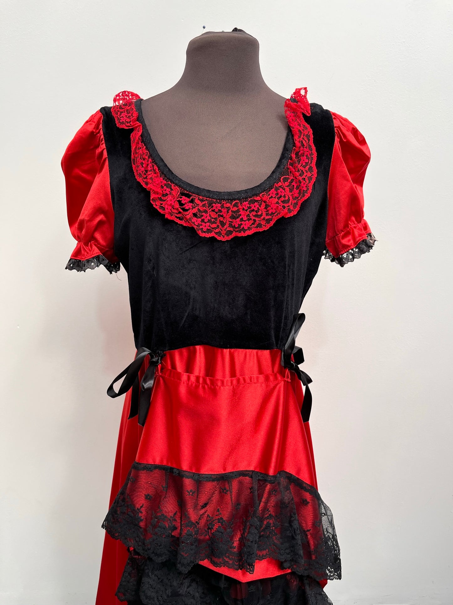 Moulin Rouge Black Red Show Girl Saloon Girl Dress Size 14-16