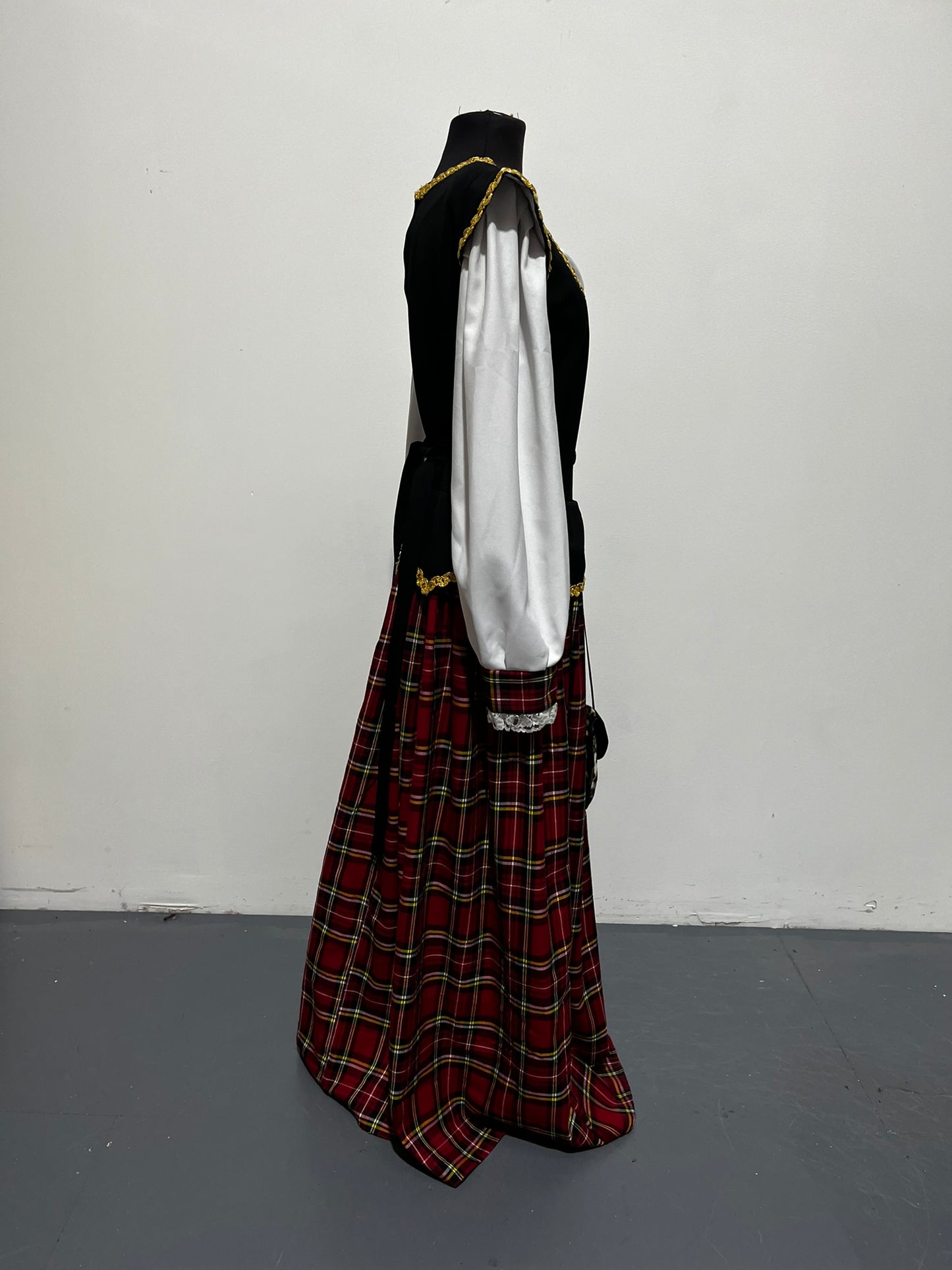 Victorian Lady Tartan Scottish Dress - Ex Hire