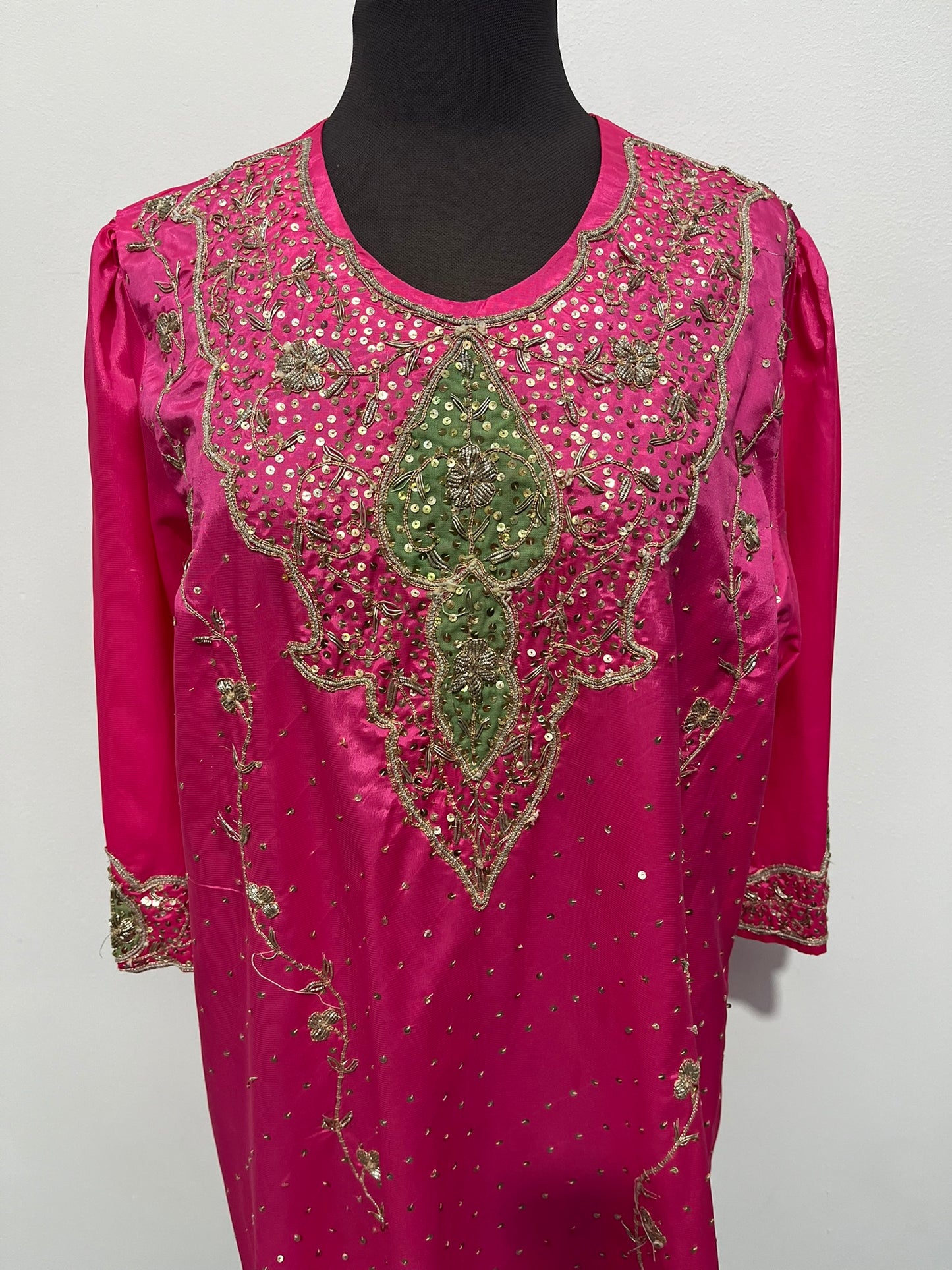 Pink Eastern 2 piece outfit with gold embroidered detail Size Large