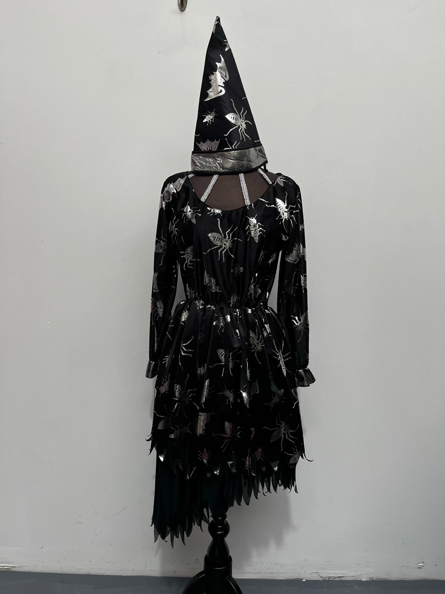 Halloween Witch Wizard Black Silver Dress Size 14 - Ex Hire Fancy Dress Costume