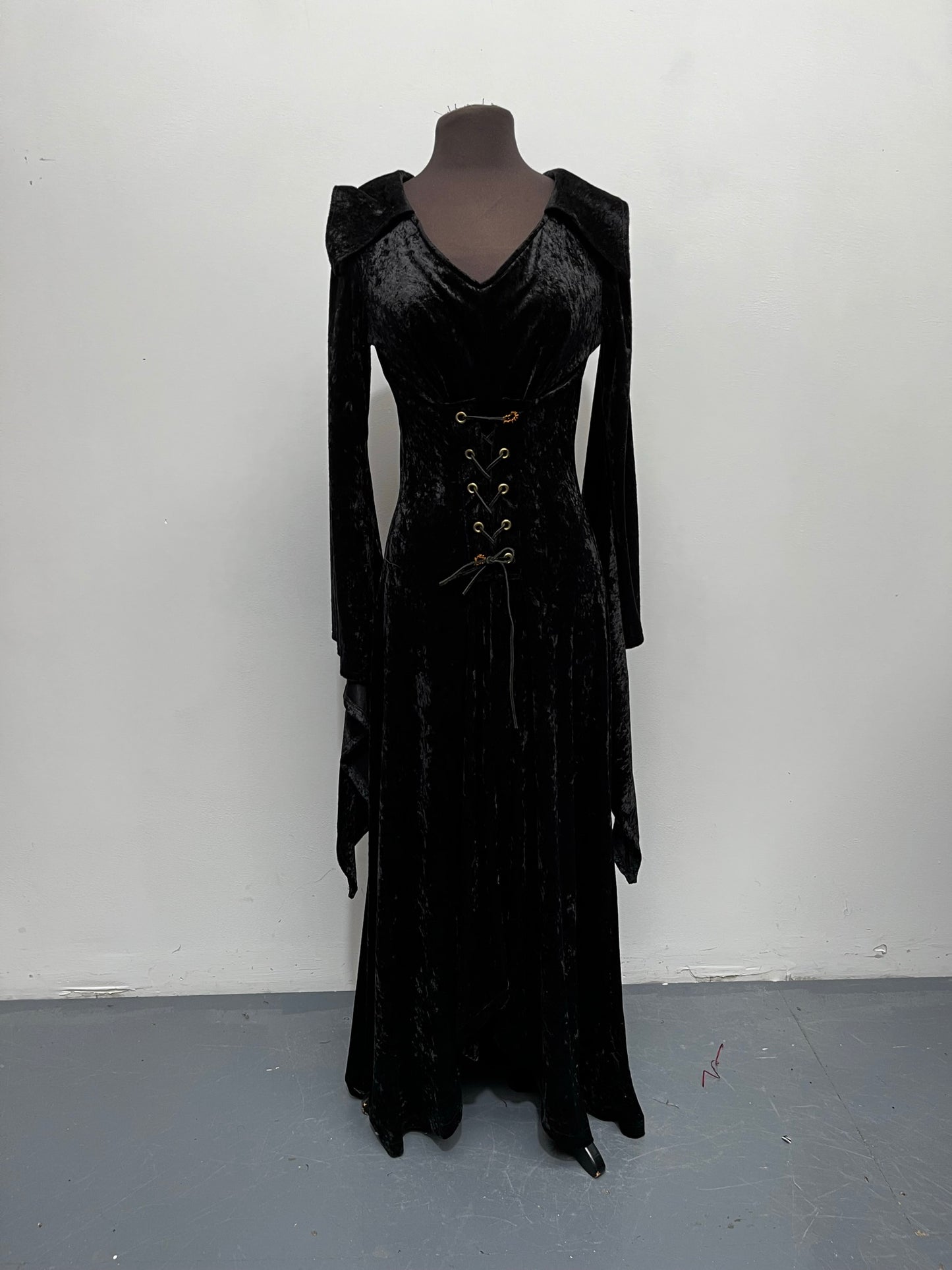 Black Vampire Dress Size S/M - Ex Hire Fancy Dress Costume Witch Medieval Gothic