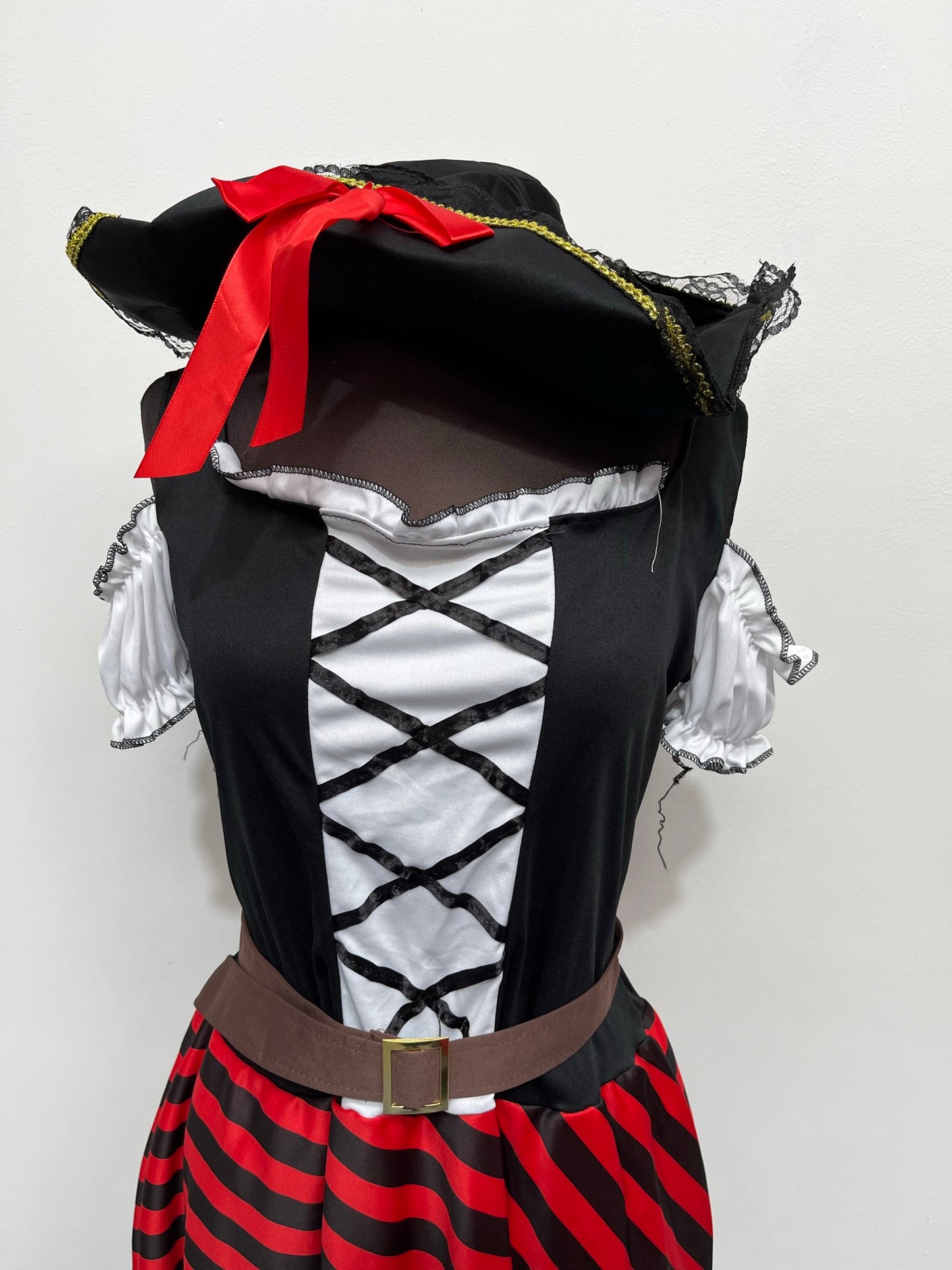 New Lady Pirate Costume Size Medium