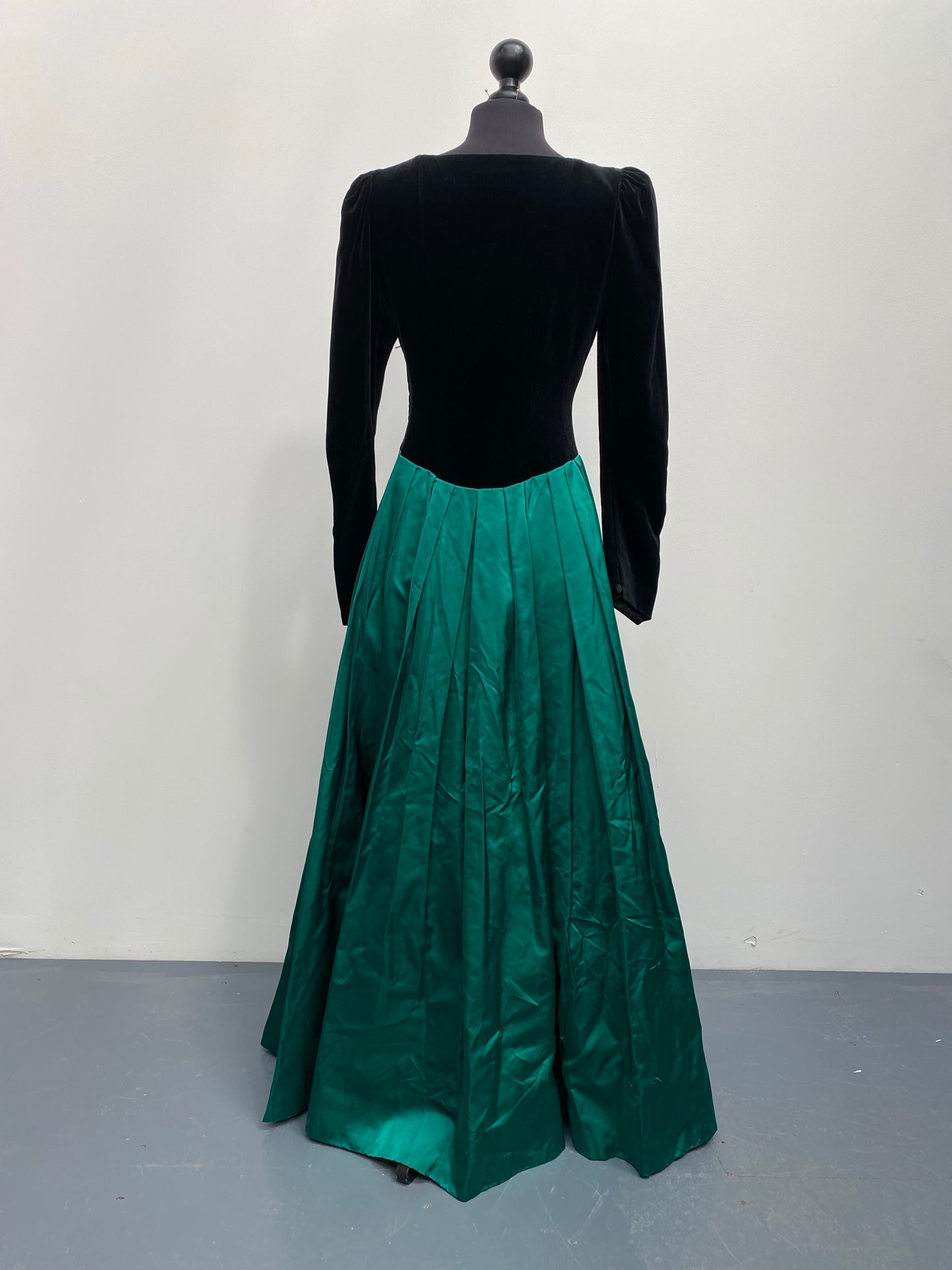 Vintage Black Velvet & Green Laura Ashley Dress size 12