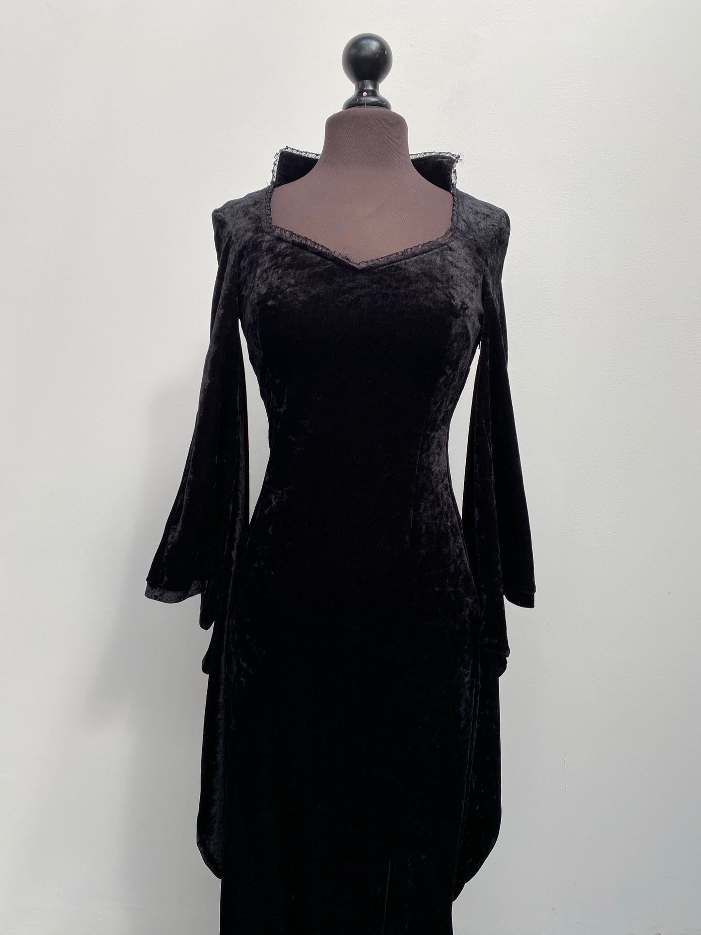 Black Velour Laughing Vampire Medieval Lady Dress Size S/M - Ex Hire Fancy Dress & Theatre Costume