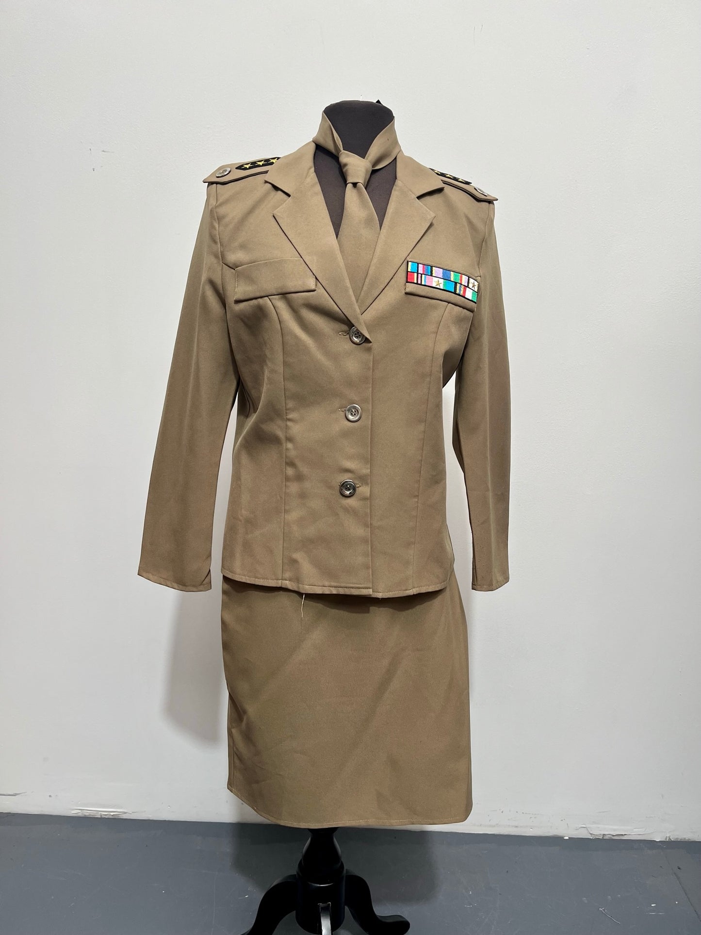 Ladies Beige Fancy Dress 1940s American GI Uniform with tie NO hat Size Medium - Ex Hire Fancy Dress Costume Uniforms