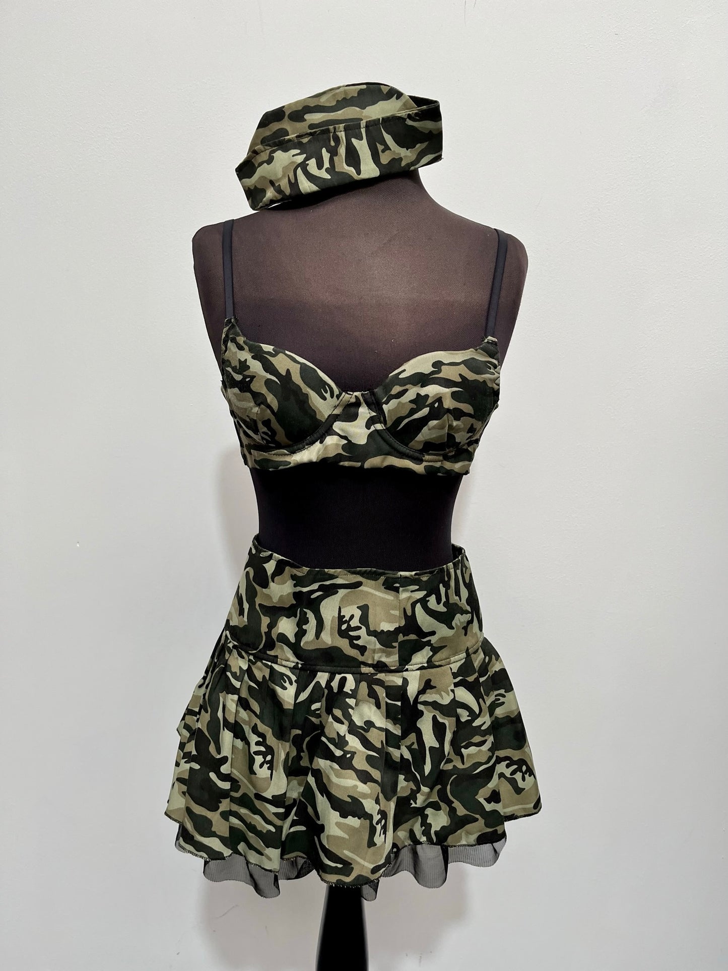 Camouflage Sexy Army Girl 4 Piece Costume Size Small 8-10 - Ex Hire Fancy Dress Costume