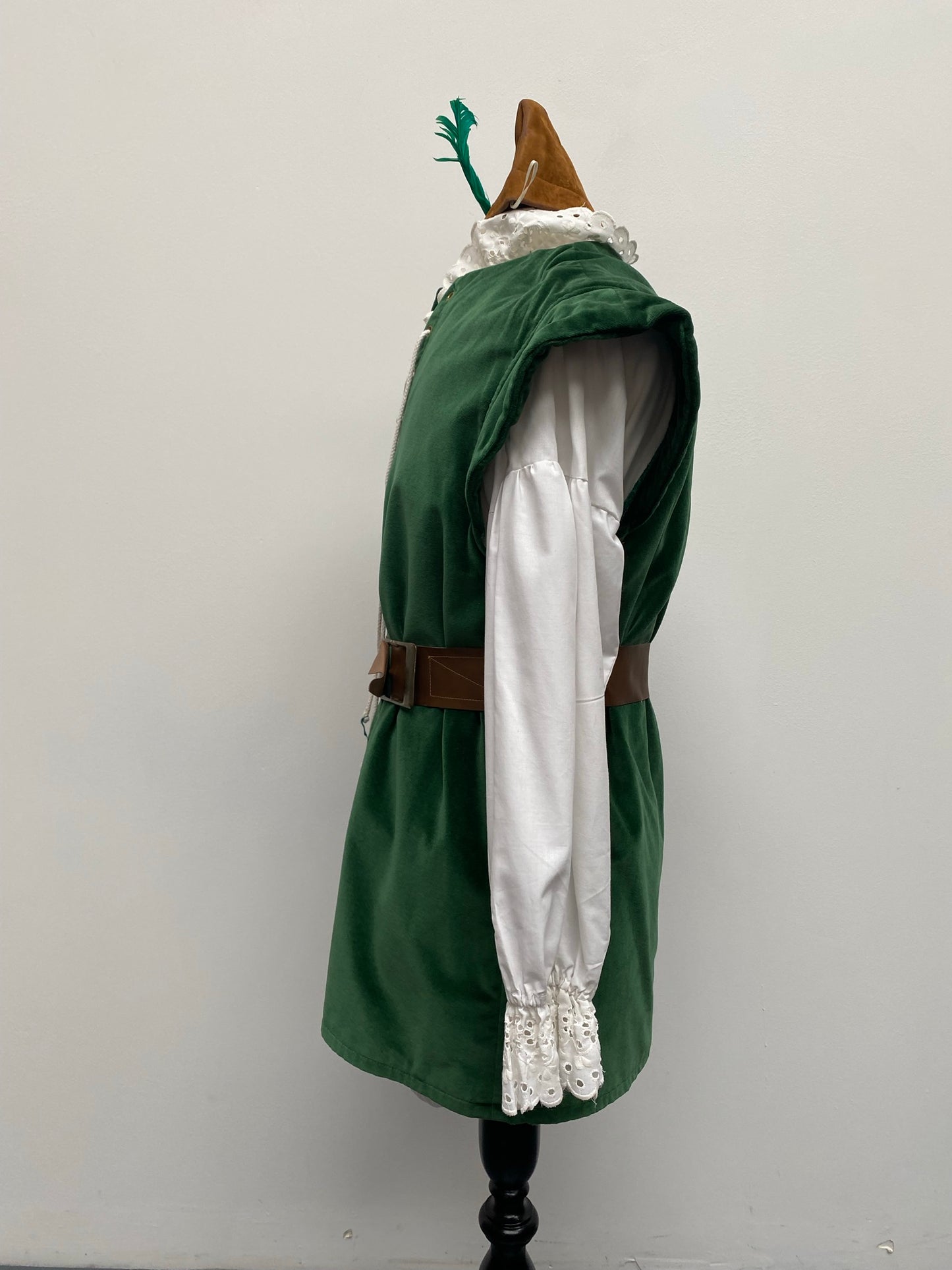 Robin Hood Costume Size XXL EUR54 - Ex Hire Fancy Dress Costume