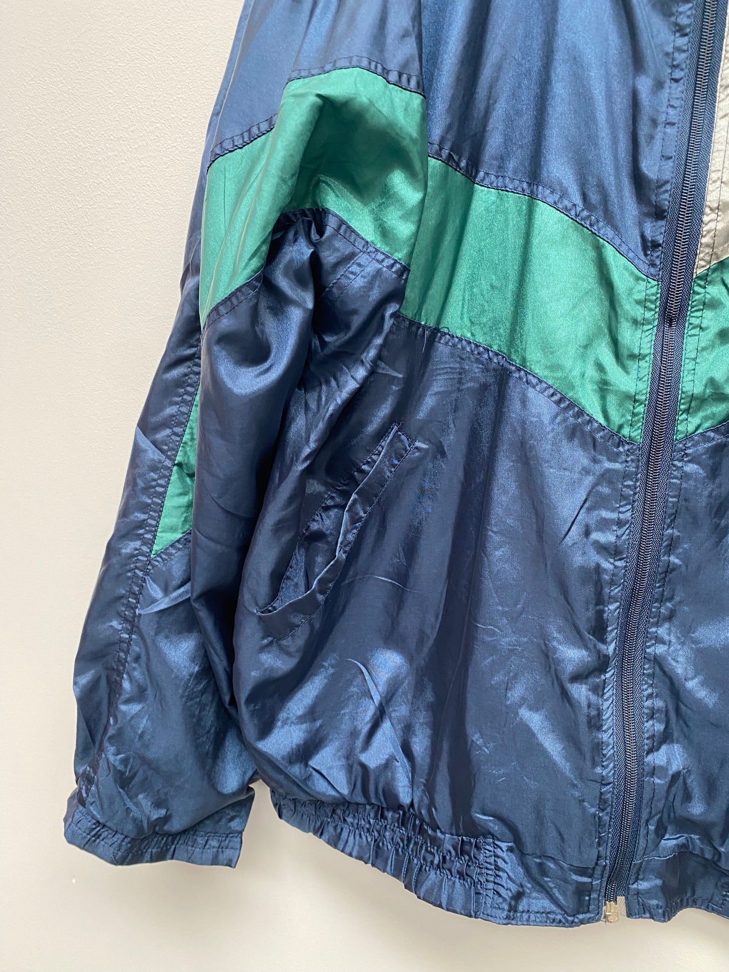 Vintage 80s Blue, green & Silver shell jacket Size Medium - festival wear