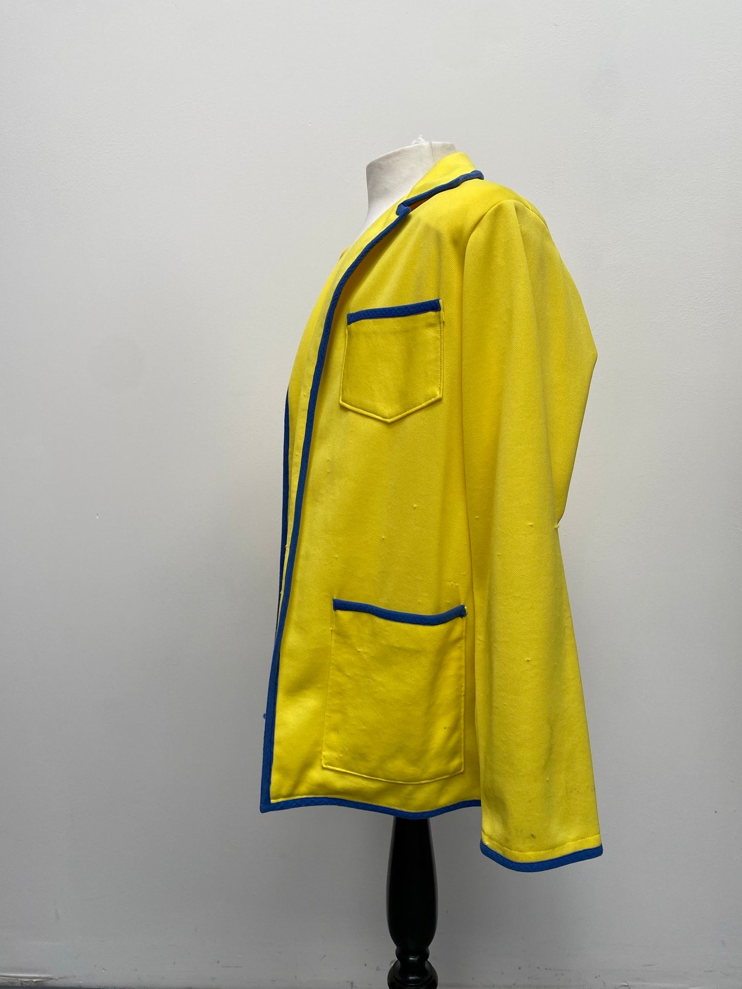 Hi De Hi Yellow Coat Costume - Ex Hire Fancy Dress