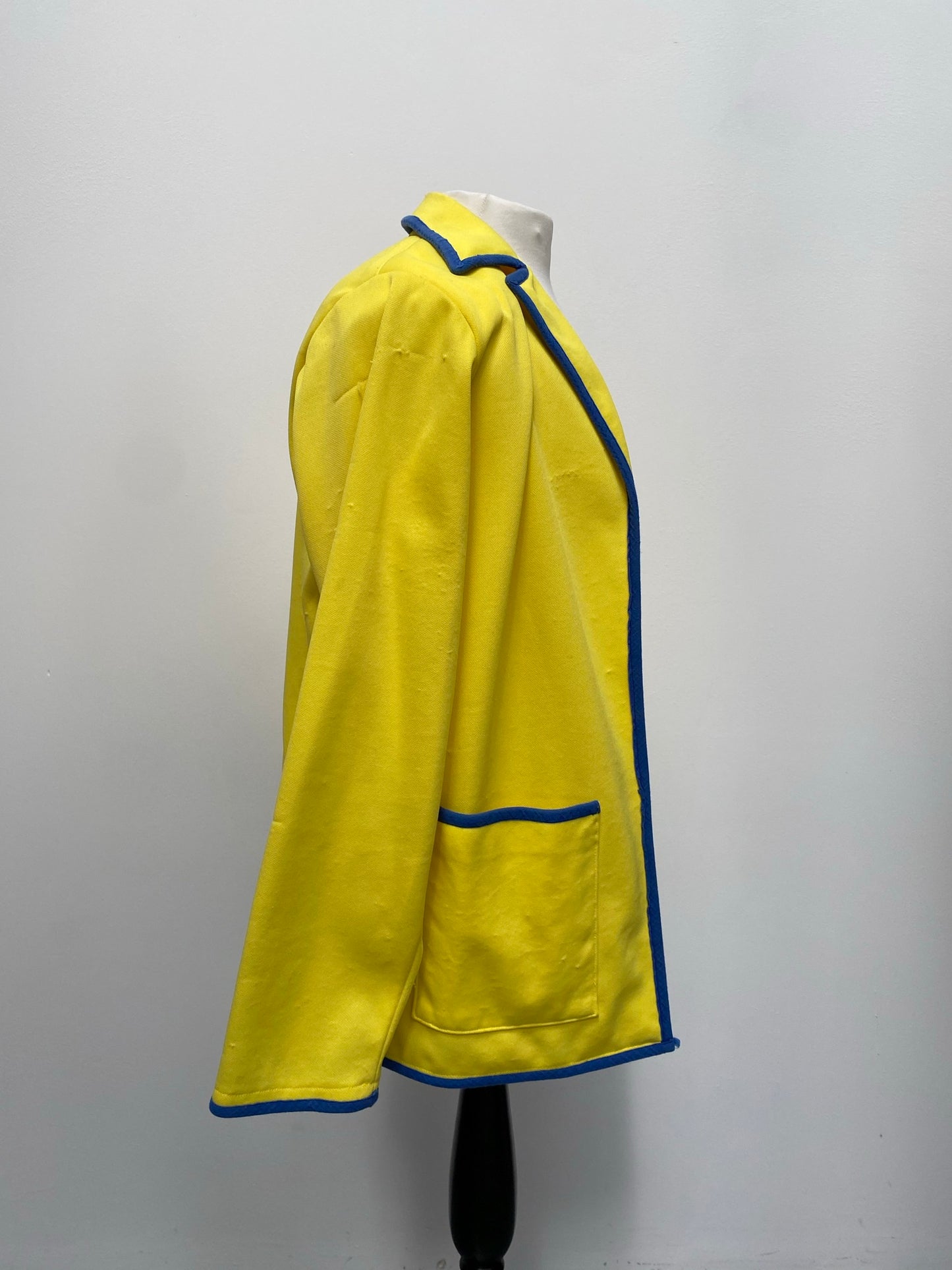 Hi De Hi Yellow Coat Costume - Ex Hire Fancy Dress