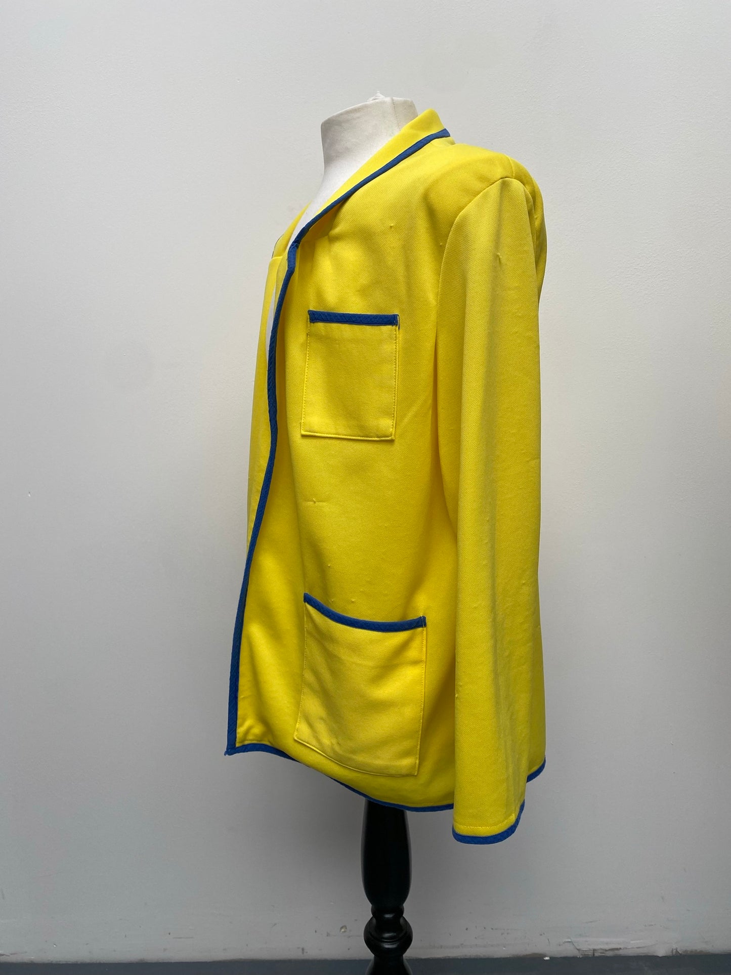 Hi De Hi Yellow Coat Costume - Ex Hire Fancy Dress