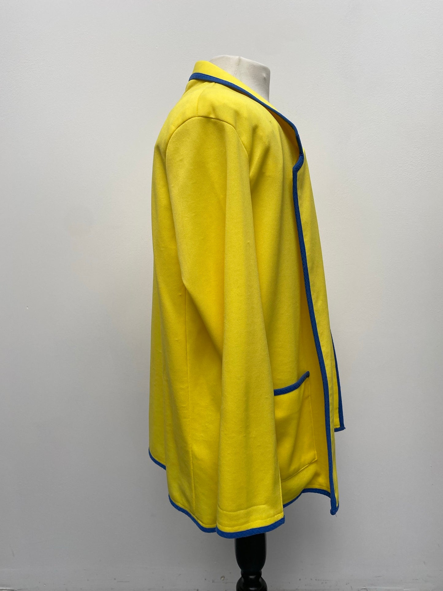 Hi De Hi Yellow Coat Costume - Ex Hire Fancy Dress