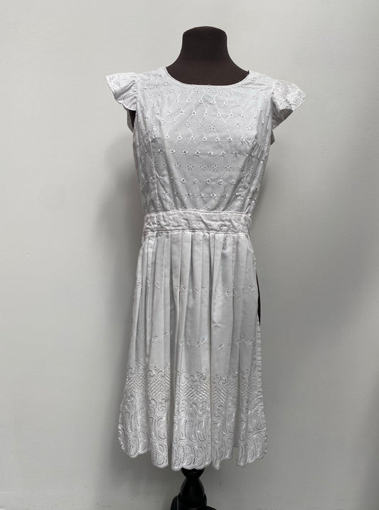 Vintage White Apron/Overdress Size 10-12 - Ex Hire Fancy Dress Costumes