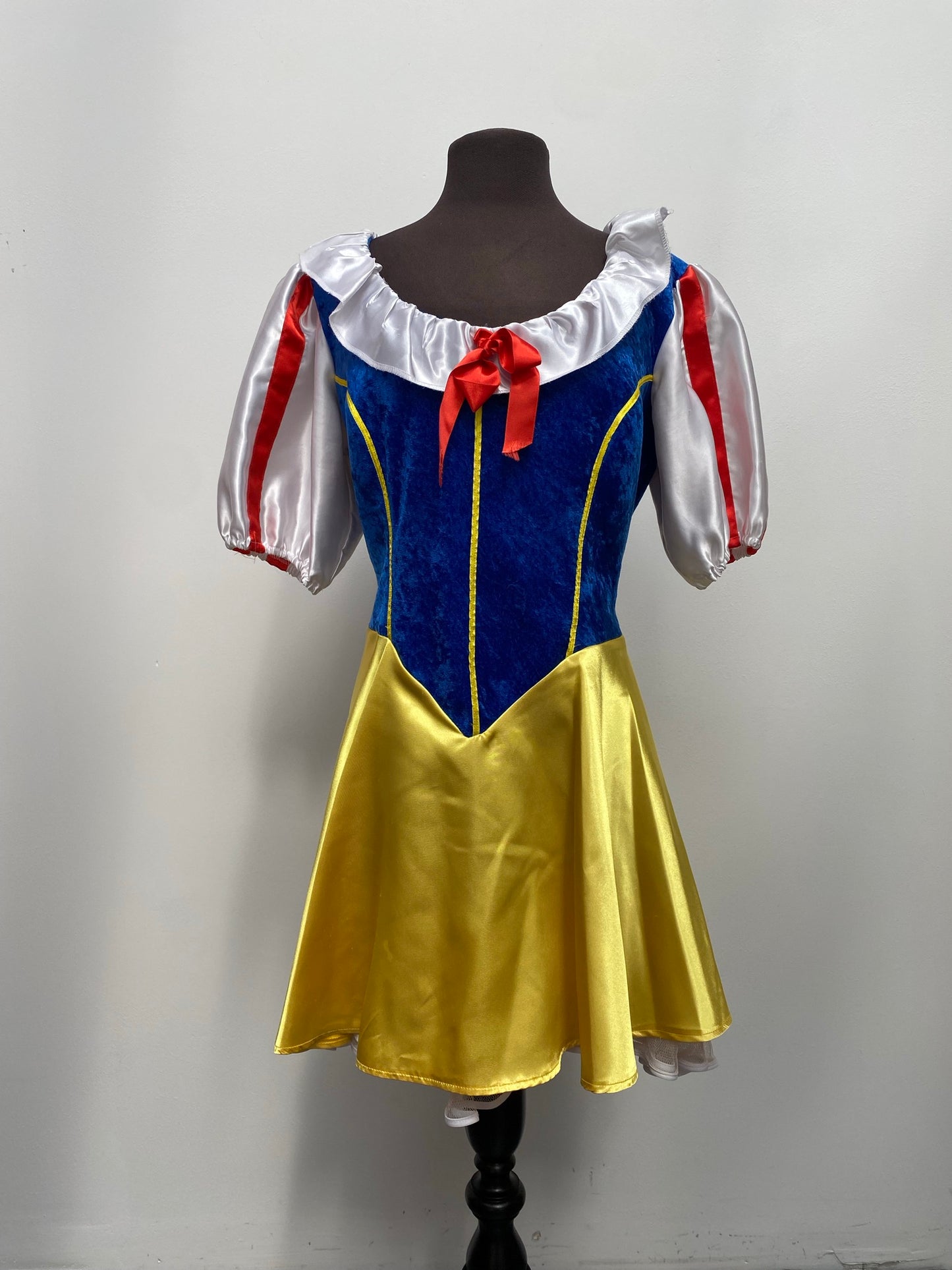 Adults Short Snow White Dress Size 18 - Ex Hire Fancy Dress Costume