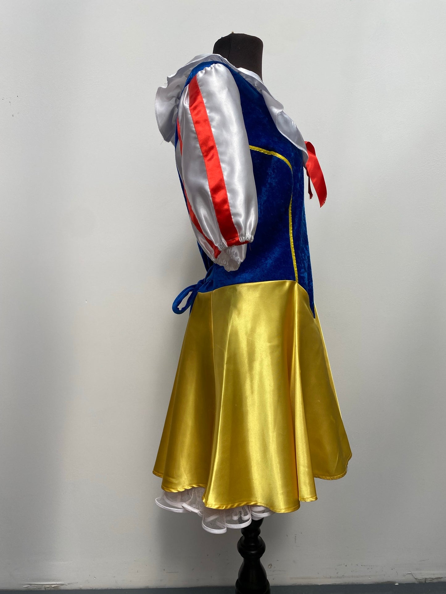 Adults Short Snow White Dress Size 18 - Ex Hire Fancy Dress Costume