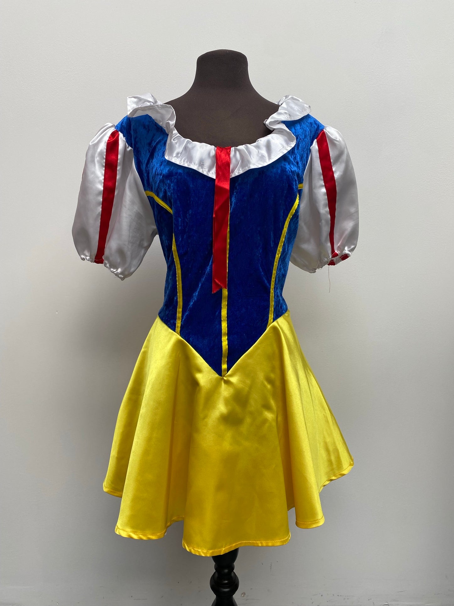 Adults Short Snow White Dress - Ex Hire Theatre Costume