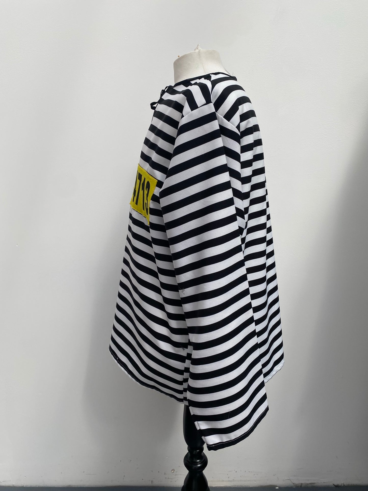 Inmate Prisoner Convict Uniform Size Medium - Ex Hire Fancy Dress Costume