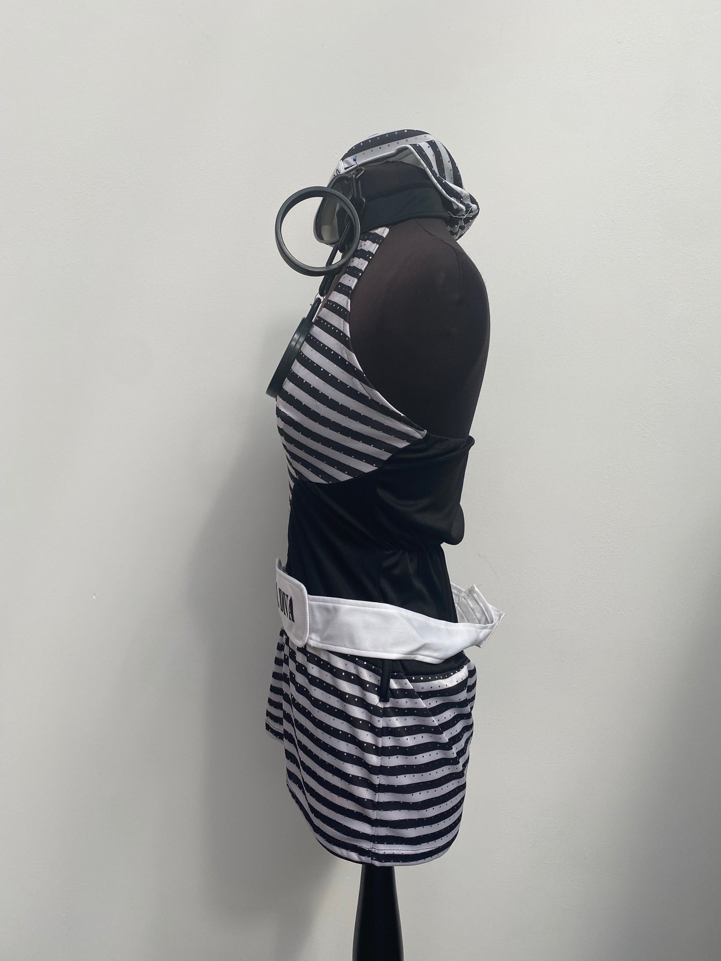 Sexy Lady Inmate Prisoner Convict Uniform Size Medium - Ex Hire Fancy Dress Costume