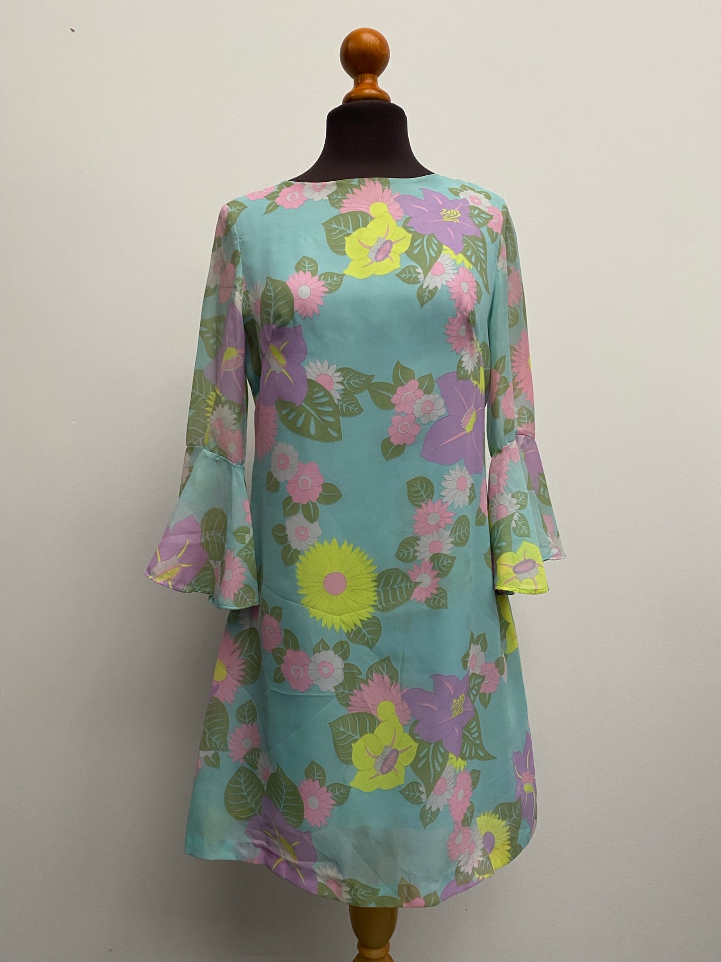 Ladies Vintage Floral Dress Pastel Colours Size 12 - Vintage Clothing