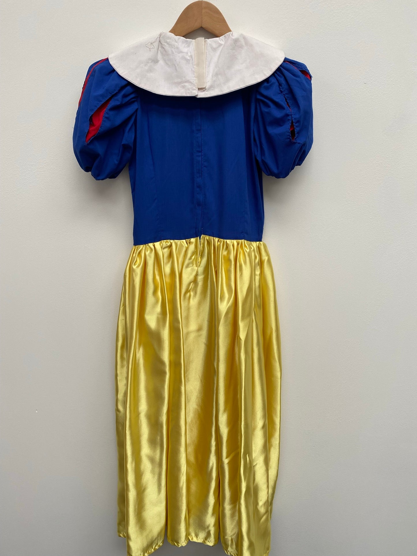 Childs Handmade Snow White Dress Age approx. 9-10yrs - Ex Hire Fancy Dress Costume WORLD BOOK DAY